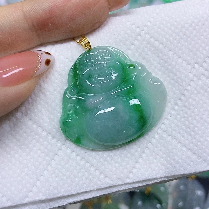 颈饰18K金镶嵌翡翠挂件