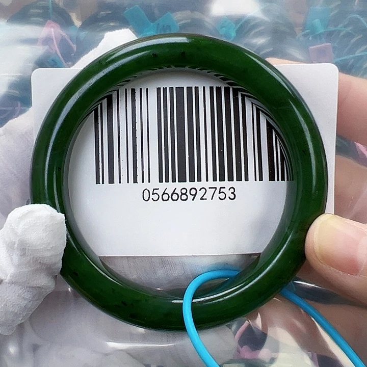 和田玉未镶嵌手镯5657