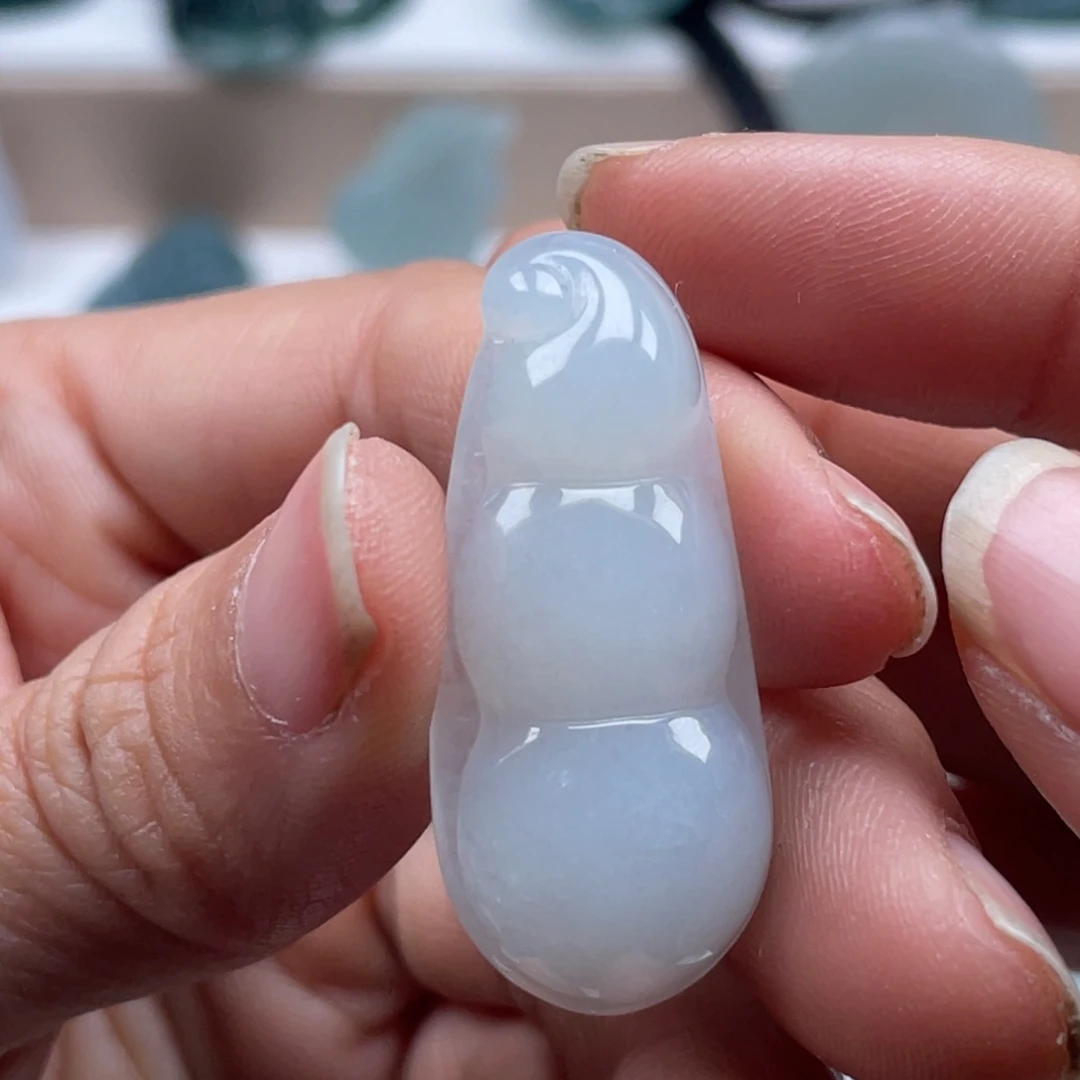 翡翠未镶嵌颈饰天然翡翠