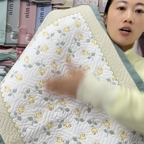 棉纱布处理绿色玫瑰花