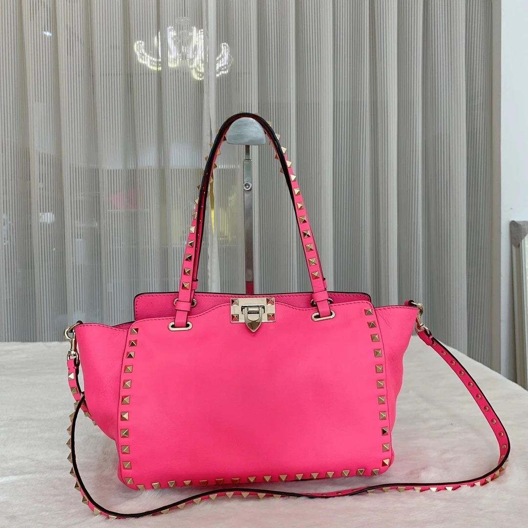 95新 Valentino/华伦天奴 华伦天奴 玫红色手提包/A745