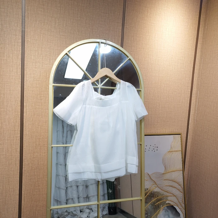 CD114孕妇白色上衣XL100-140