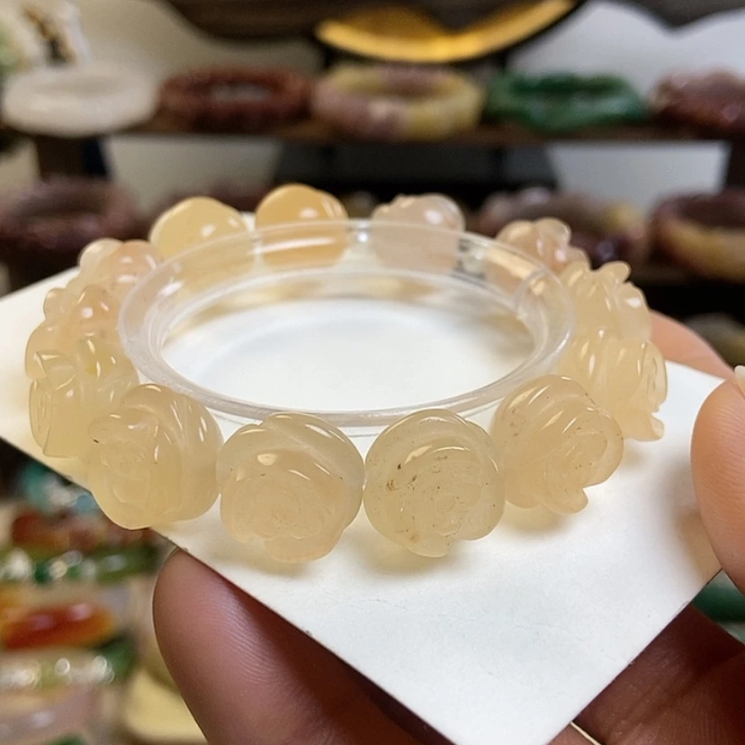 【闪购商品】石英质玉手镯未镶嵌玫瑰花