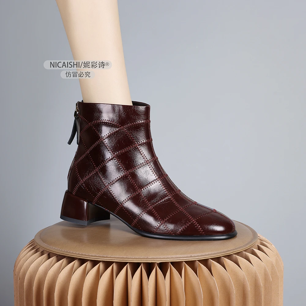 2024年新款欧美小众设计感低跟短靴女气质百搭显瘦时尚女靴0684