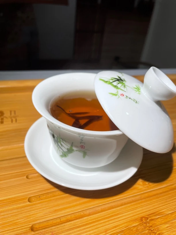 云南凤庆滇红小金针