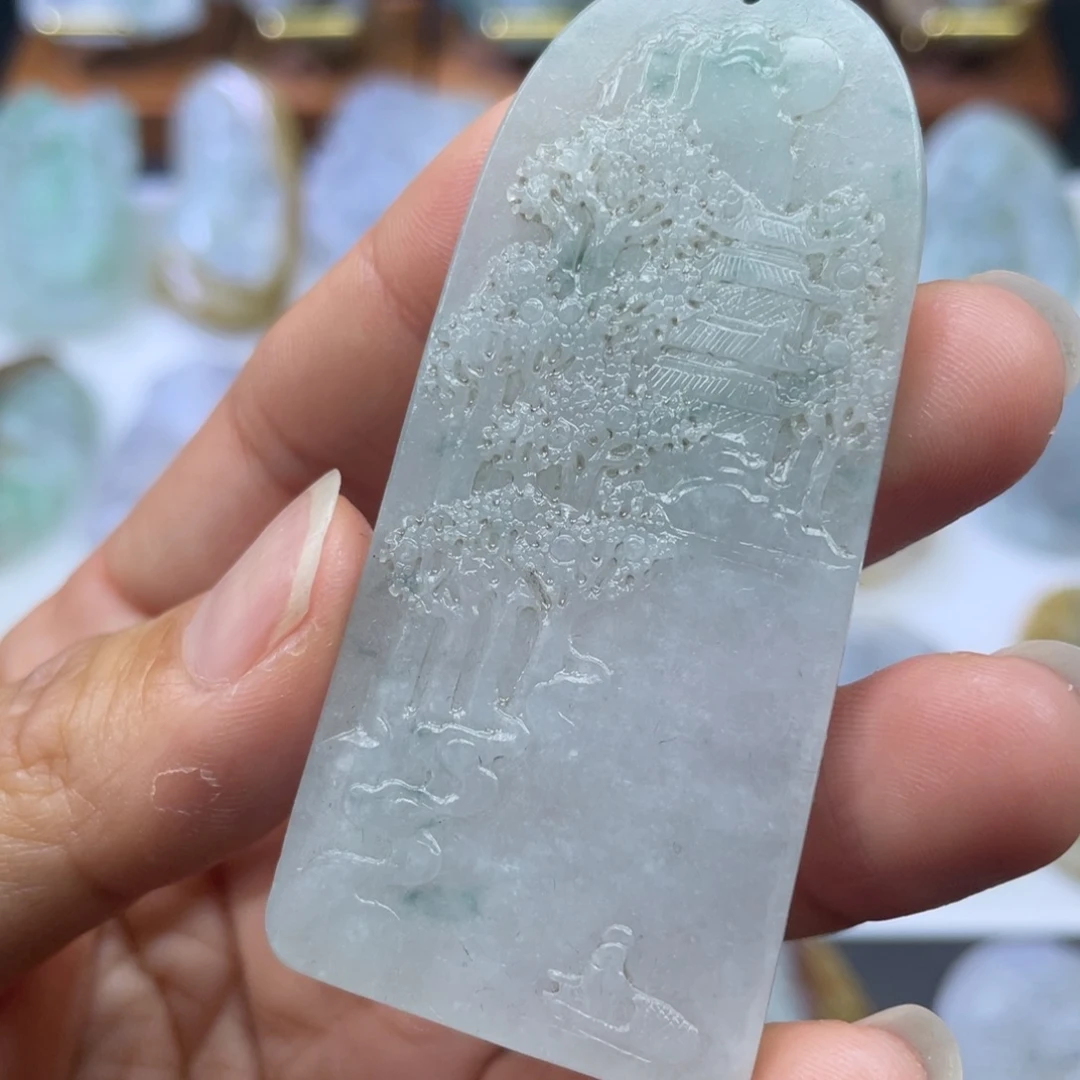 定制翡翠未镶嵌山水