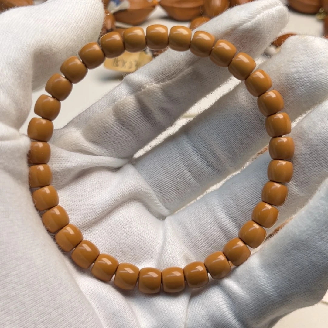 橄榄核手串七*橄榄核核尖，尺寸7.1+