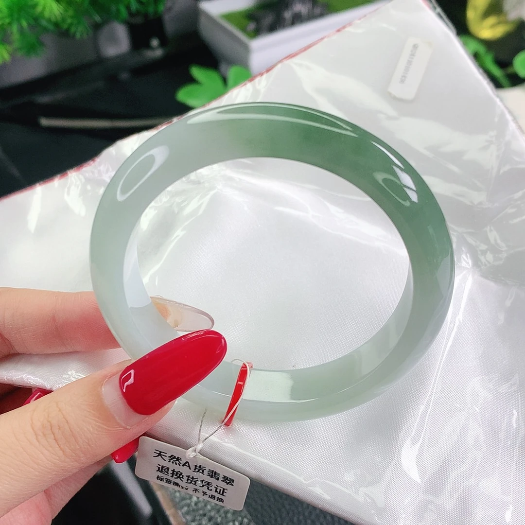 未镶嵌手镯翡翠55圈