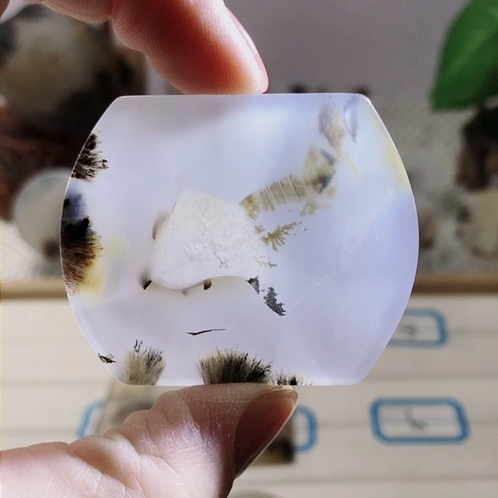 合金颈饰玛瑙/玉髓