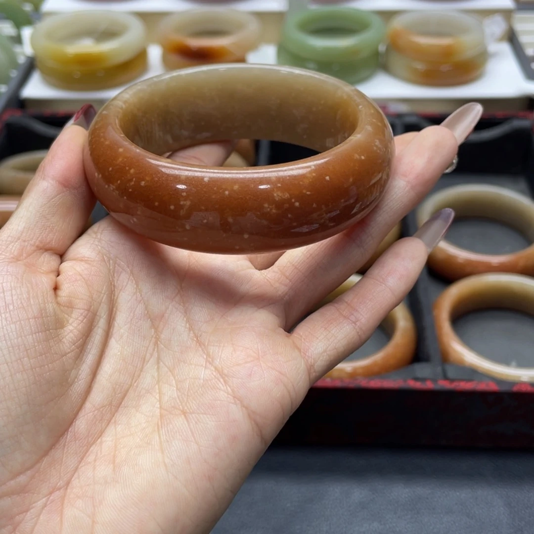 石英质玉手镯未镶嵌荞*