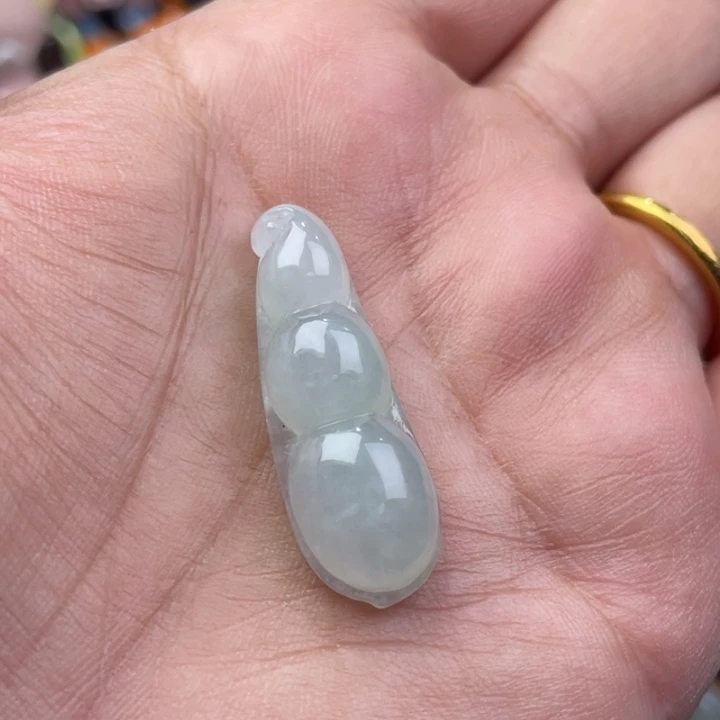 颈饰未镶嵌翡翠福豆