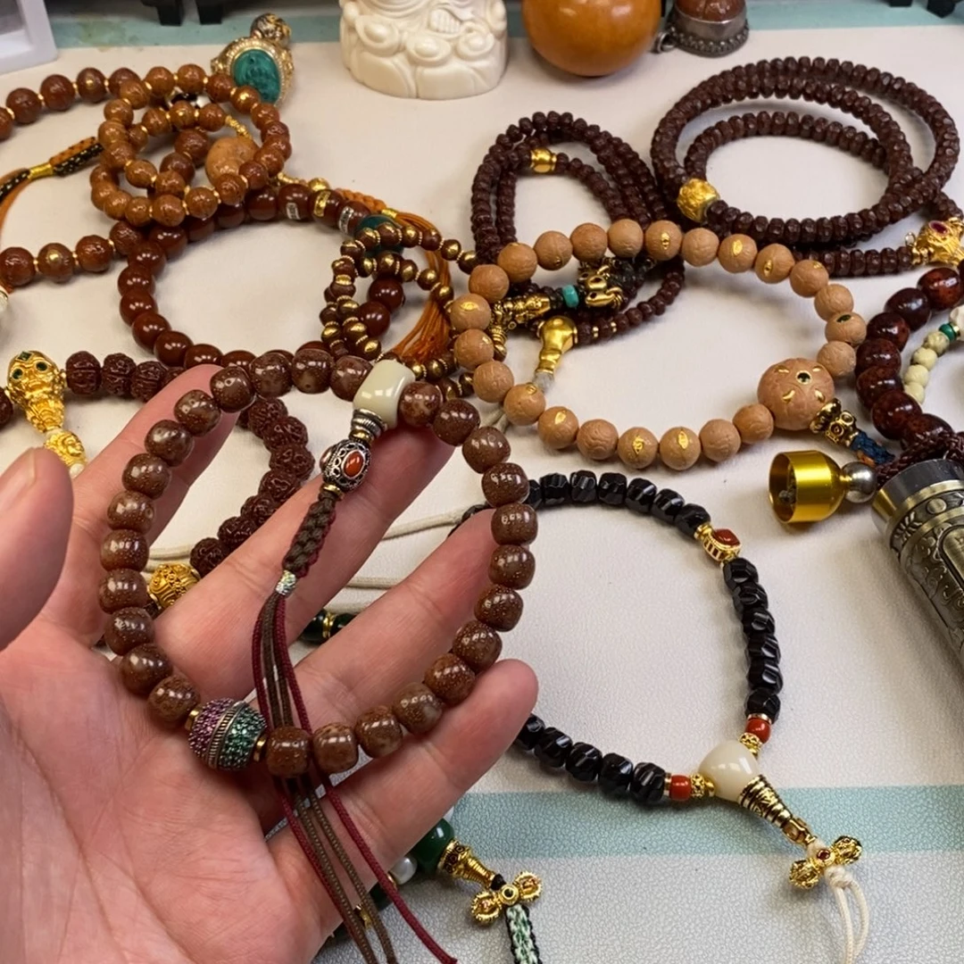 星月菩提吊坠。。。。。。。。。。。