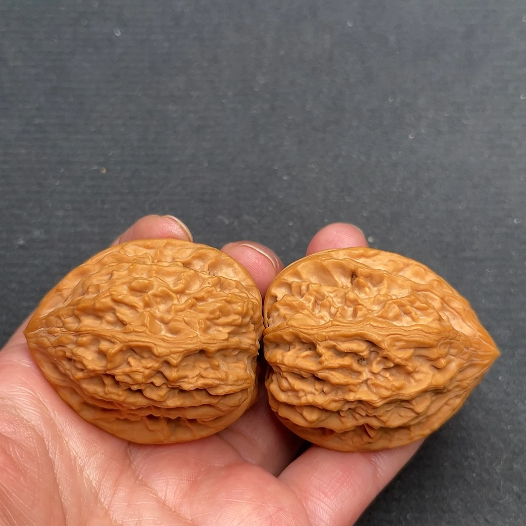 桃核把件42×41×48精修白茬老款鸡心XM3281（46.7g）