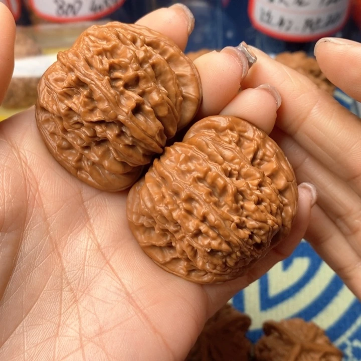 吊坠桃核四座楼45