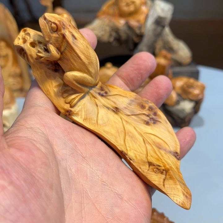 天***城柏木（崖柏）根雕工艺摆件
