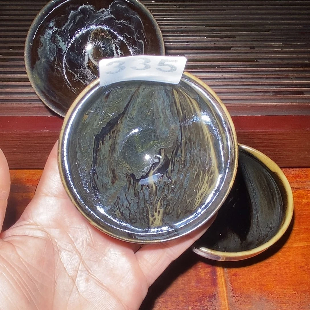 L***m哈哈哈哈哈哈哈335