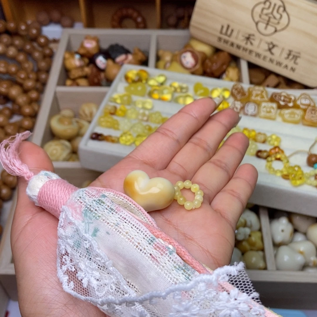 手串猴头核桃花间无语和炭烤爱心和满蜜卡环