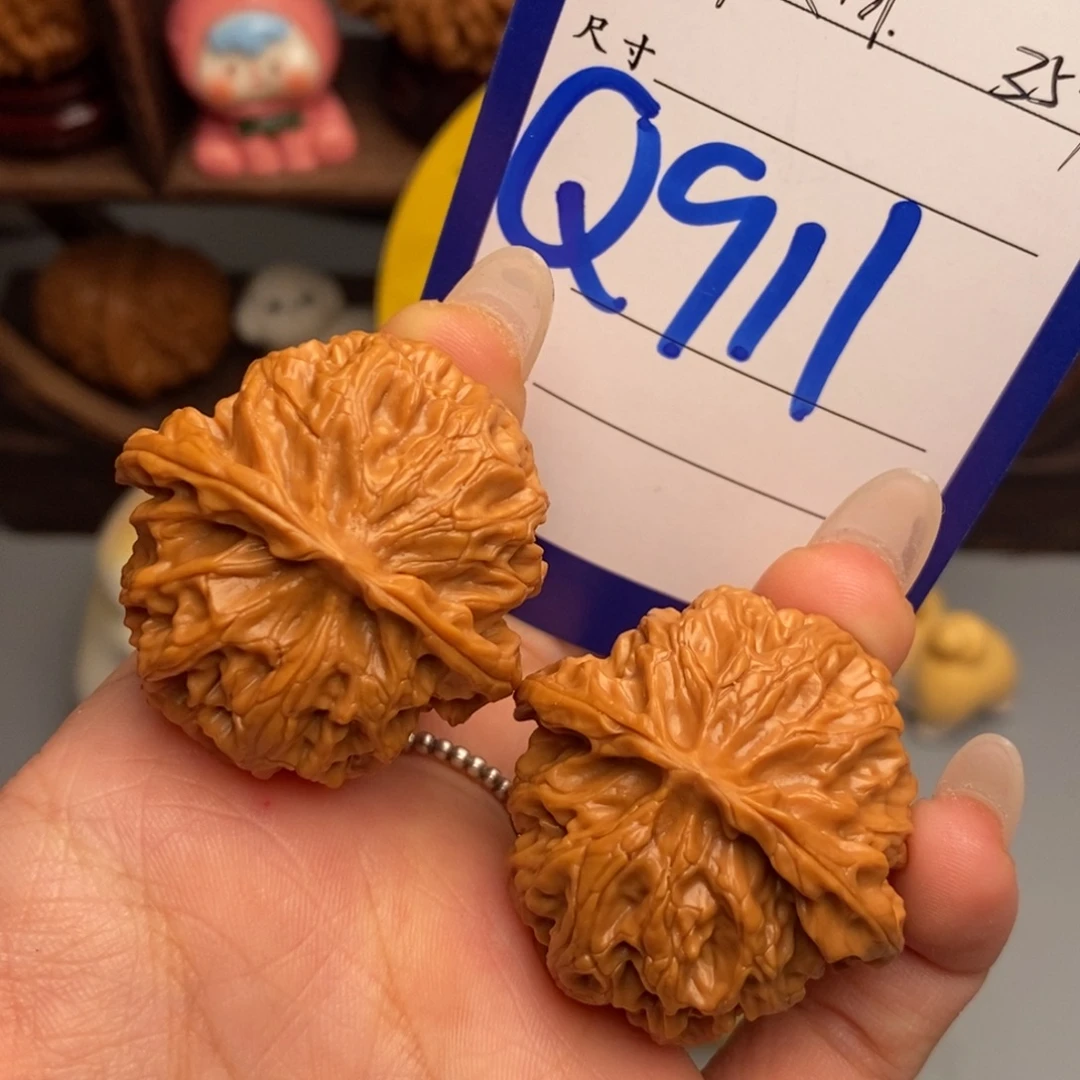 揽***幽文玩核桃吊坠苹果园35