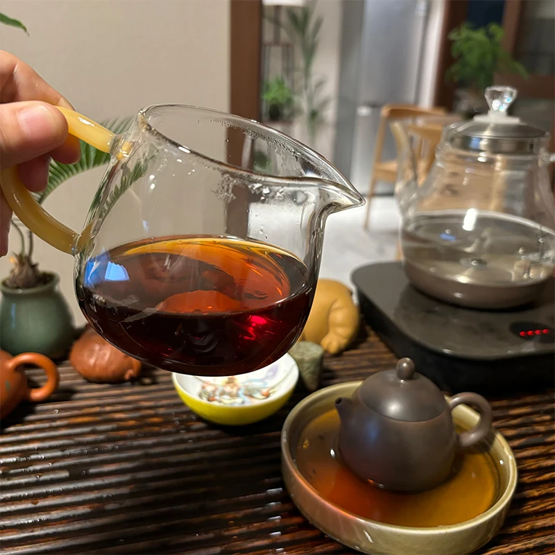 2014年榔韵兰花香广西老六堡茶养生茶窖藏老茶叶一级老黑茶六宝茶
