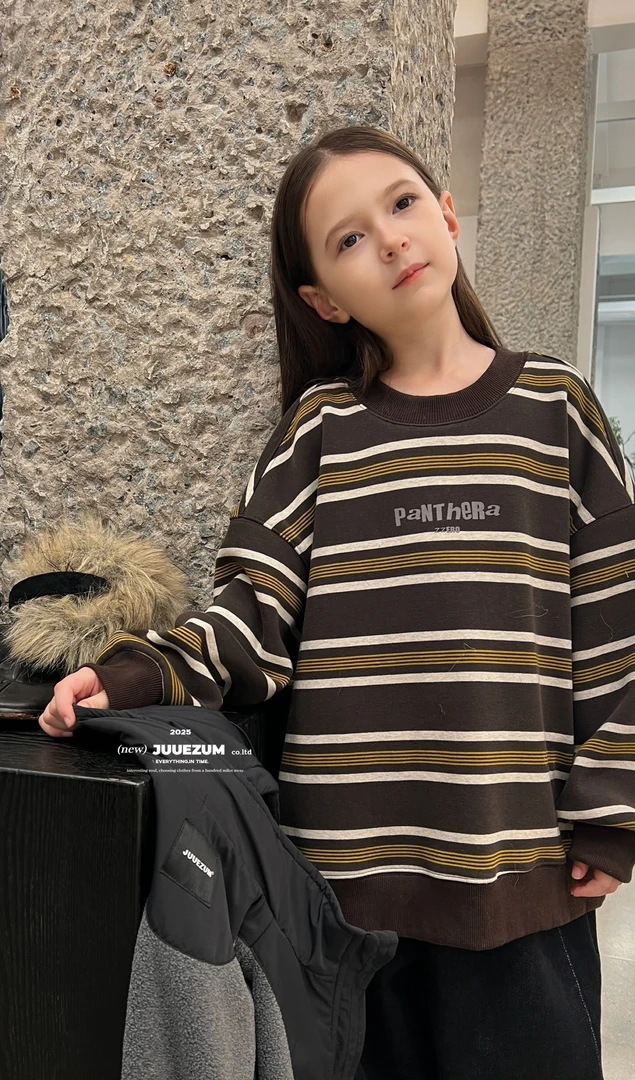 久坐中大童25年深秋冬新款加绒卫衣7048