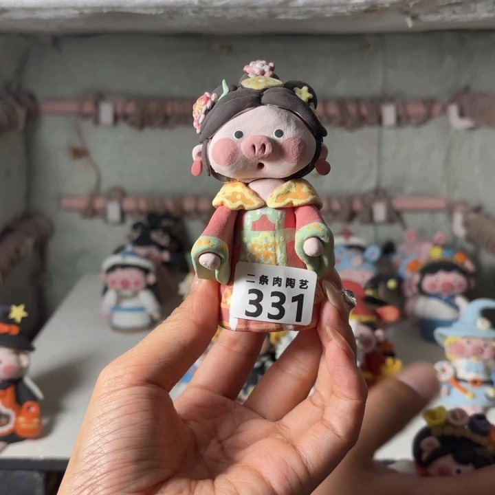 亲***昵摆件景德镇陶瓷摆件猪猪猪