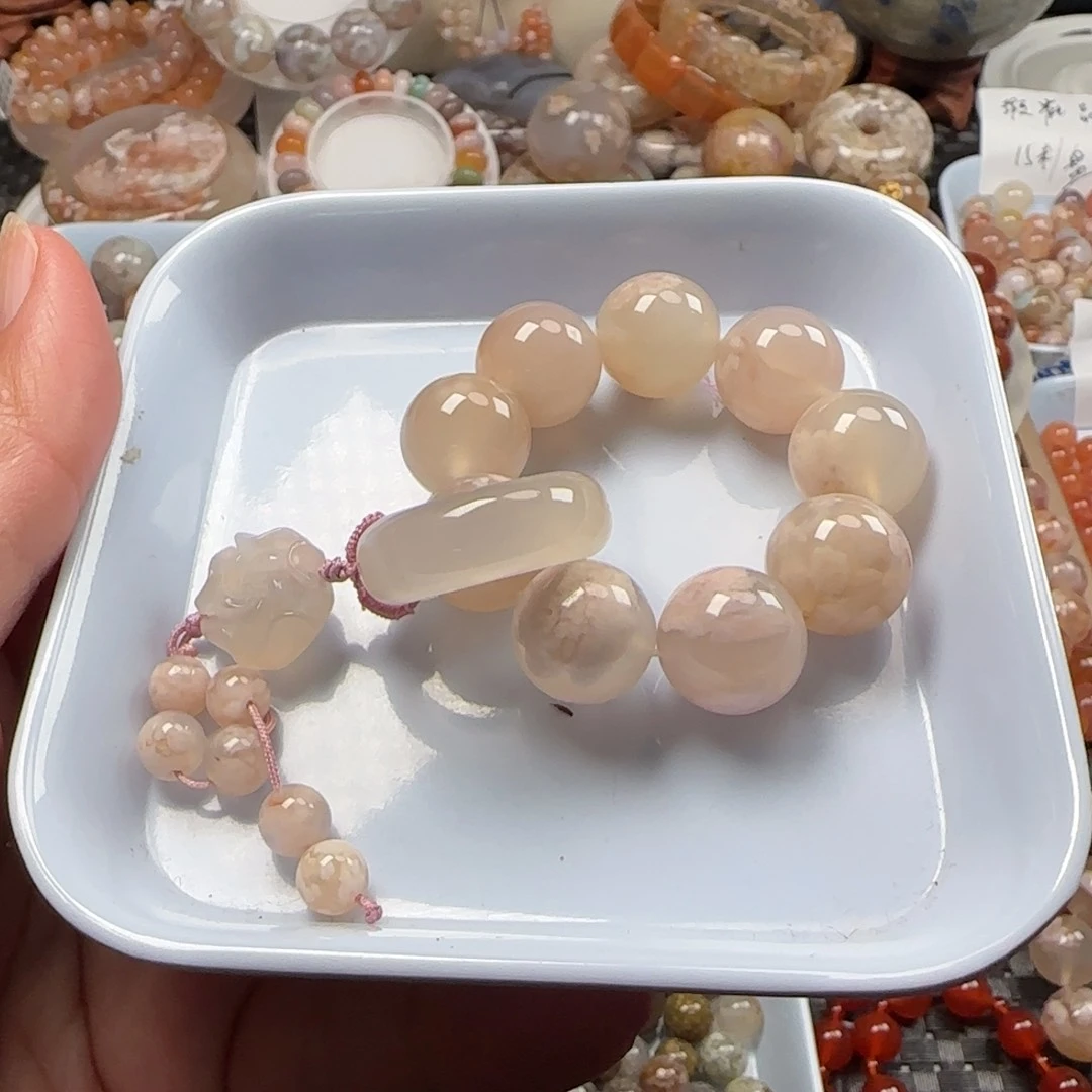 未镶嵌玛瑙/玉髓珠宝半成品