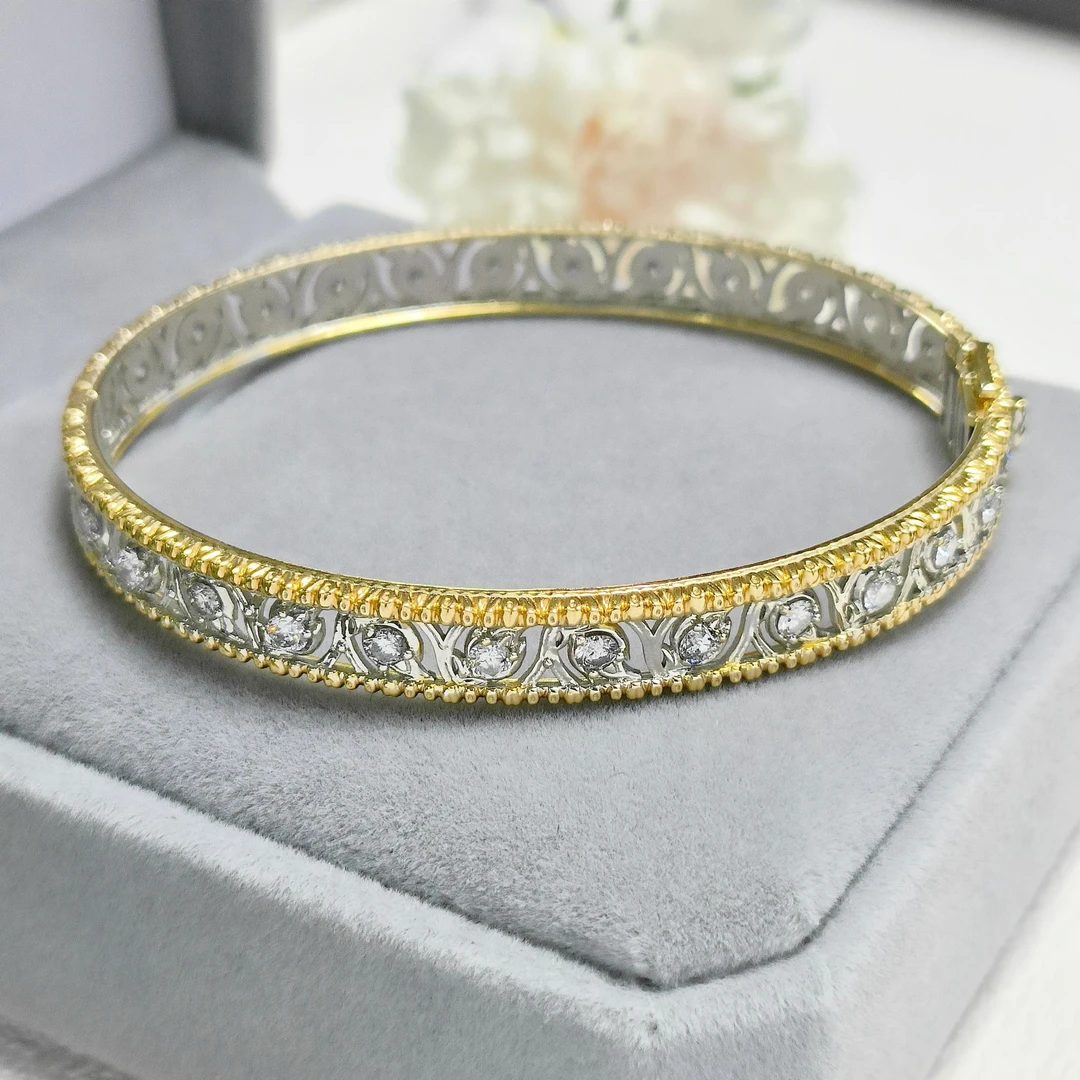 18k金满钻手镯 蕾丝花边镂空拉丝工艺轻奢优雅闪亮复古宫廷款手镯