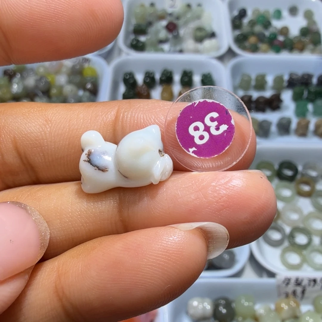 和田玉未镶嵌珠宝奇石