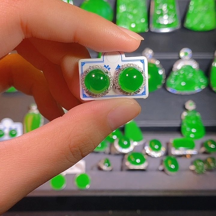 翡翠未镶嵌耳饰zz