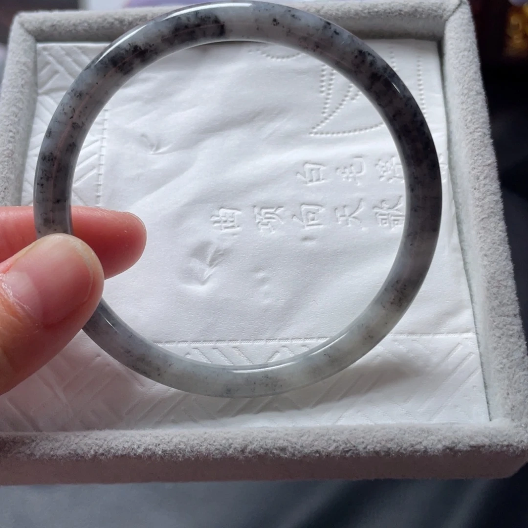 翡翠未镶嵌手镯手镯