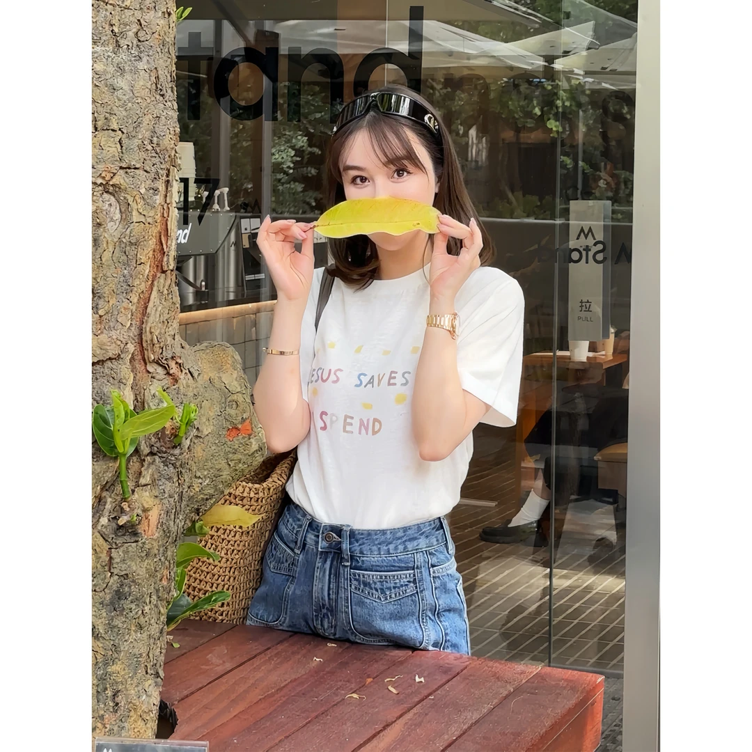 JESSICA WU清爽减龄~进口雪花棉透气肌理感清爽减龄字母印花短袖