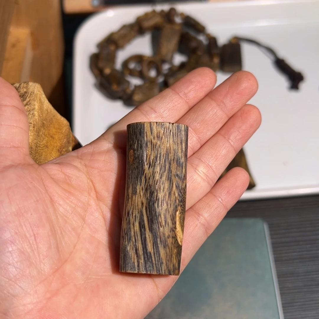 沉香碎屑沉香虎斑棋楠素牌块料13.2克