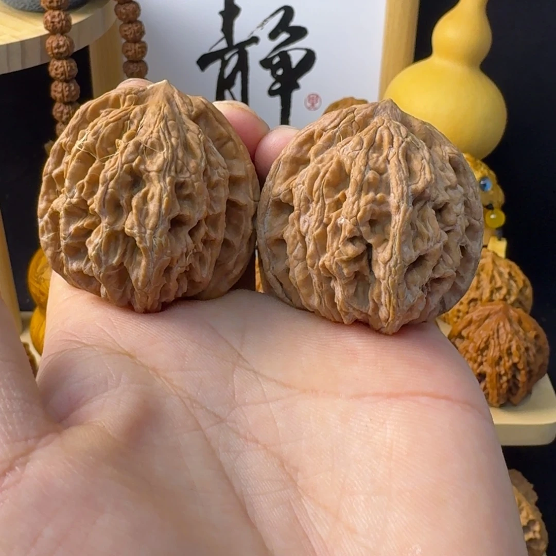 文玩核桃吊坠42➕全品虎头