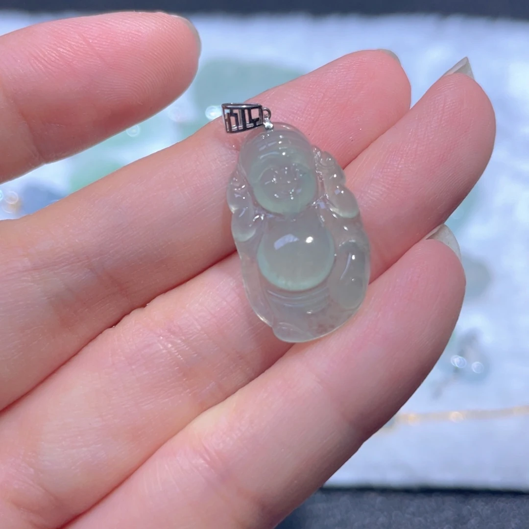 翡翠18K金镶嵌颈饰翡翠