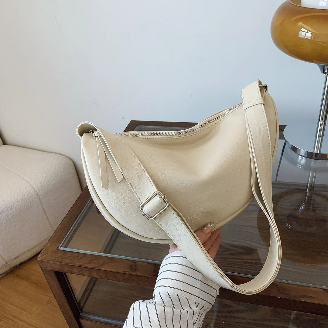 今年流行包包女2025新款轻奢小众洋气饺子包高级感百搭单肩斜挎包