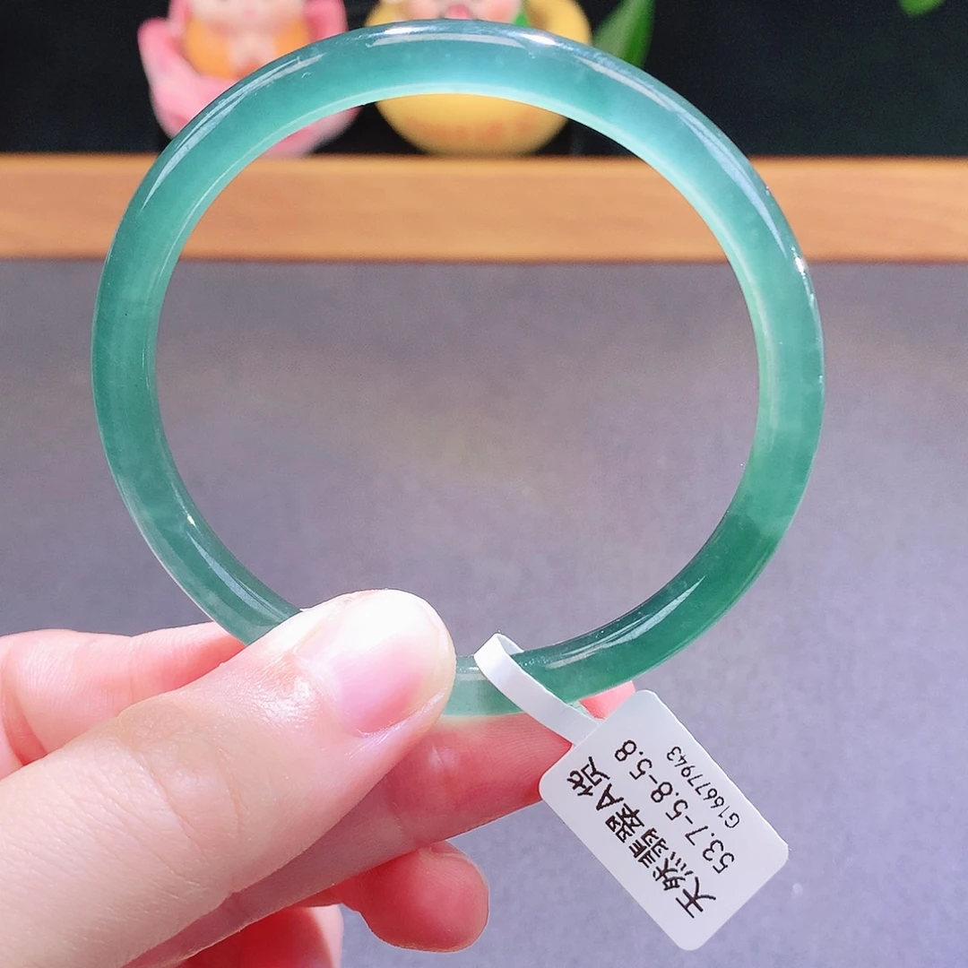 翡翠未镶嵌手镯天然翡翠