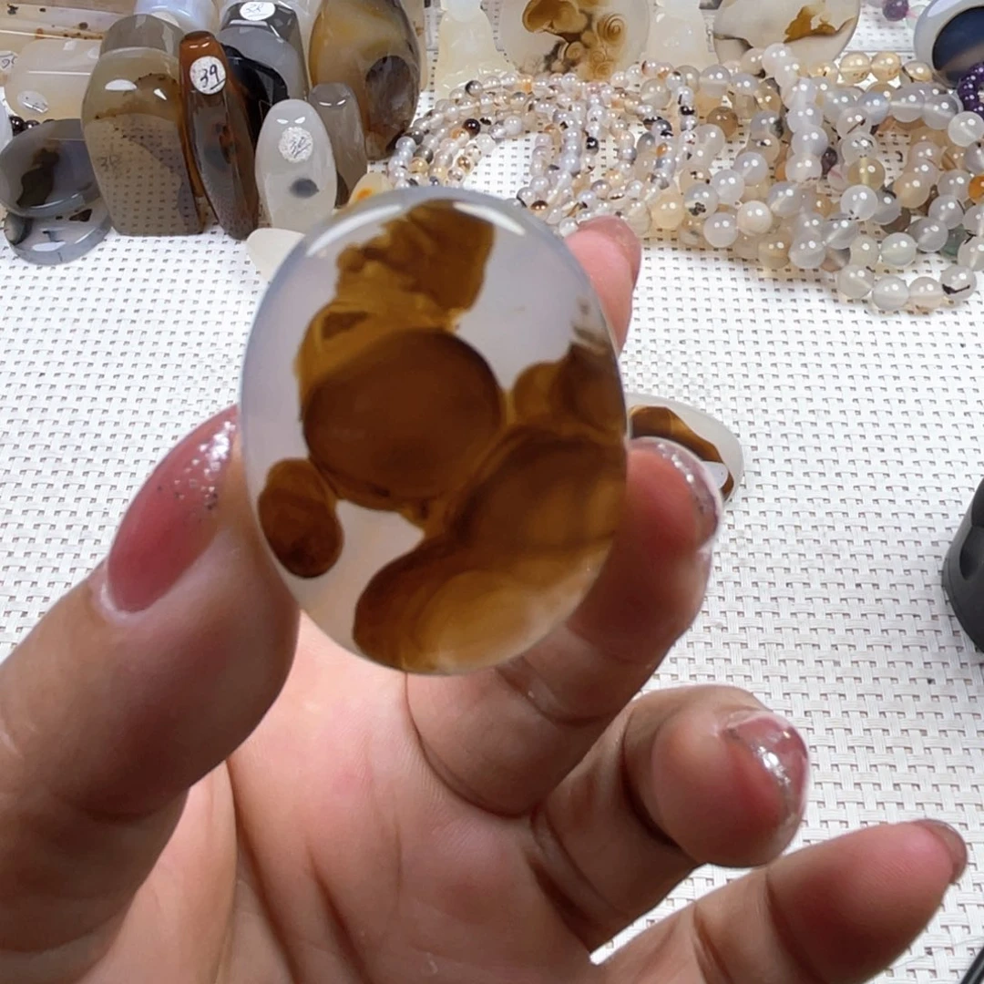 玛瑙/玉髓未镶嵌颈饰