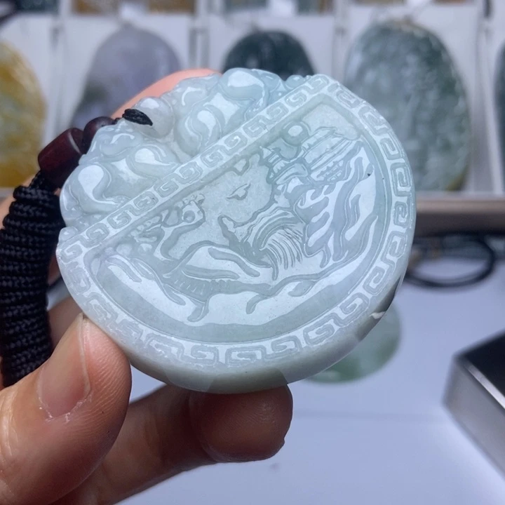 翡翠未镶嵌挂件翡翠