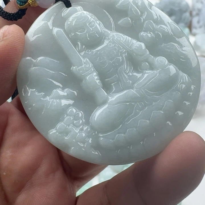 翡翠未镶嵌颈饰天然缅甸A货翡翠