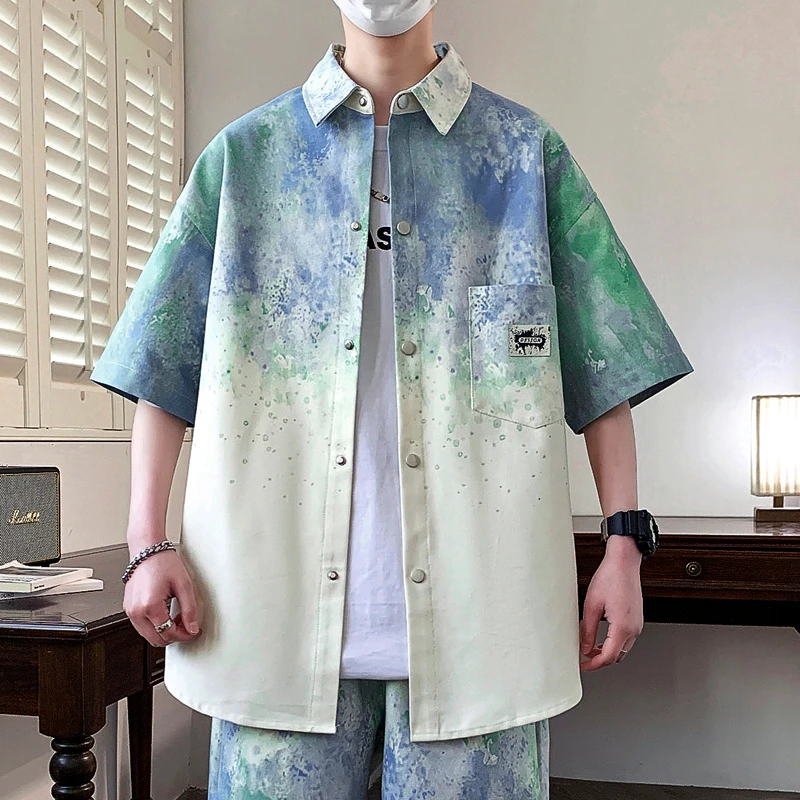 2025夏季新款青少年渐变色牛仔衬衫男休闲时尚款痞帅潮牌短袖t