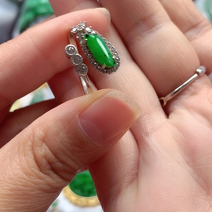 颈饰银S925镶嵌翡翠翡翠