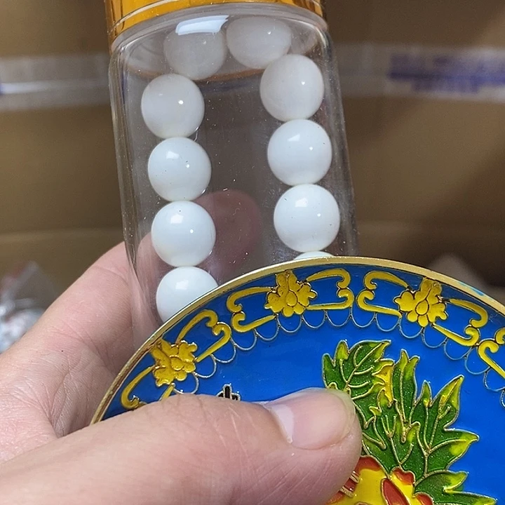 轩***呀琉璃手工艺品111111111111111