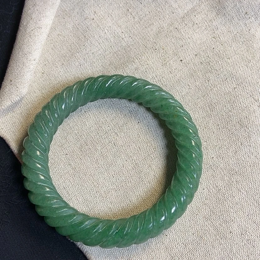 【闪购商品】石英质玉手镯未镶嵌57圈