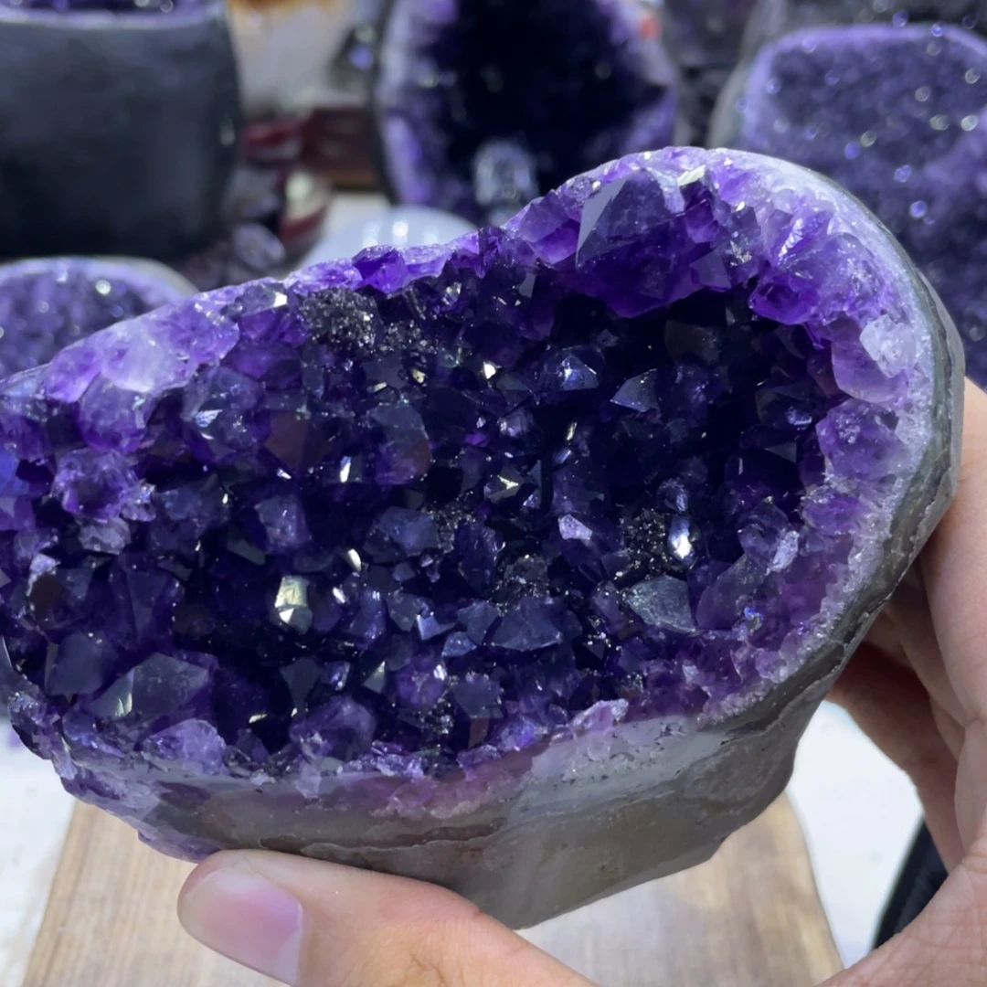 水晶未镶嵌珠宝半成品