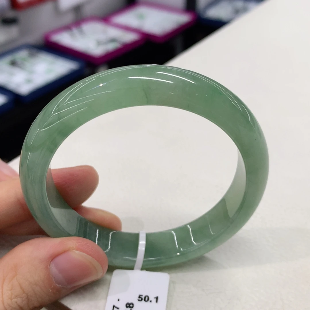 未镶嵌手镯翡翠手镯