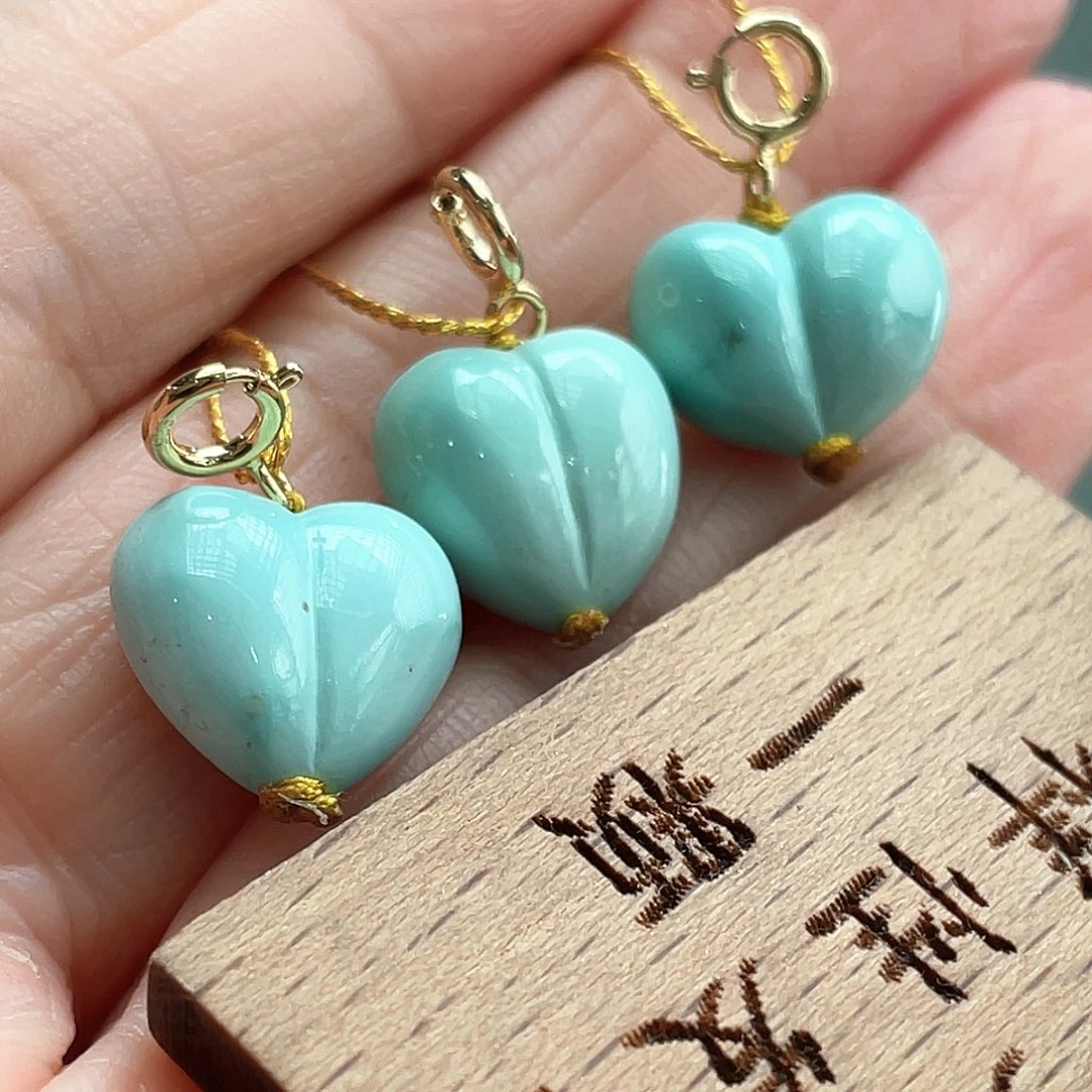 未镶嵌绿松石耳饰