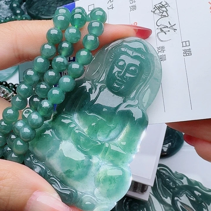 颈饰未镶嵌翡翠多样性发其一