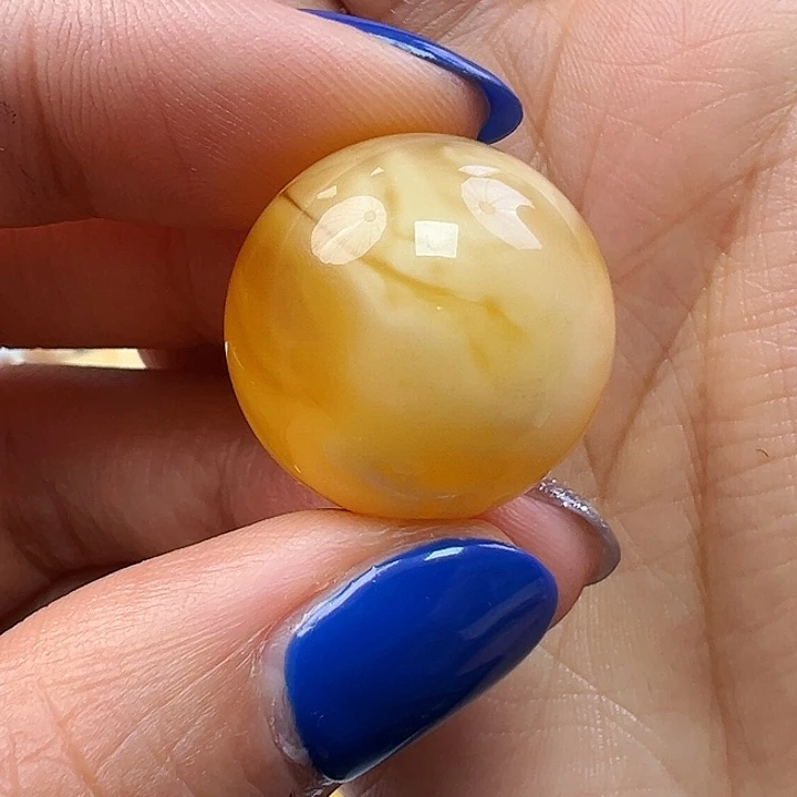 蜜蜡未镶嵌珠宝奇石