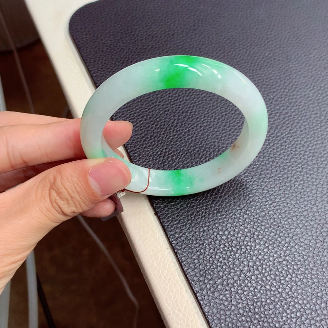 未镶嵌手镯翡翠翡翠手镯