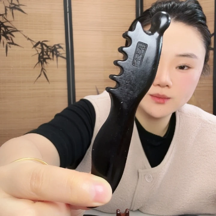 紫光檀眼部小凤凰微瑕疵